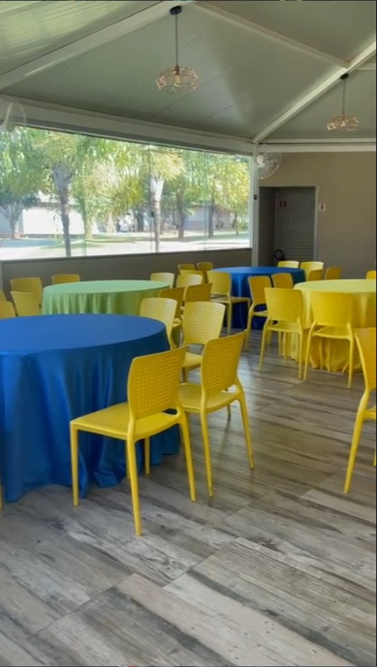 mesas_arara_azul.jpeg